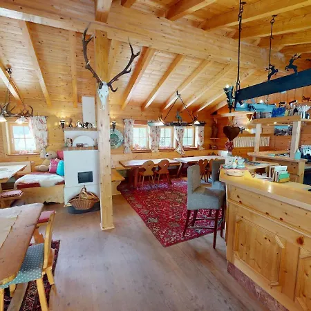 In Wildkogel Near Slopes Apartment *